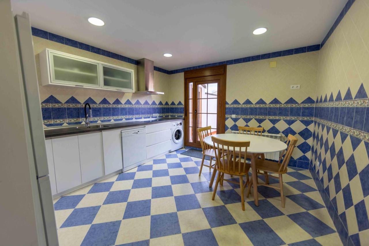 Gredos Abantera Apartment อาเรนัส เด ซานเปโดร ภายนอก รูปภาพ